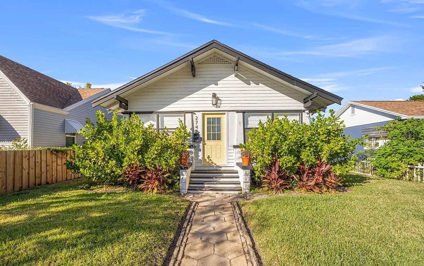 Historic Kenwood neighborhood in St. Petersburg featuring craftsman bungalows